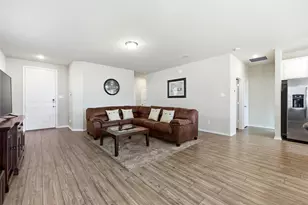 2249 Burning Bush Ln, Waxahachie, TX 75167 - Photo 5