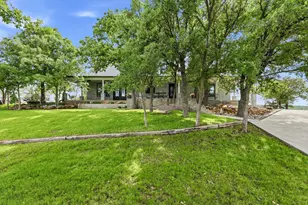 8799 County Rd 299, Graham, TX 76450 - Photo 7