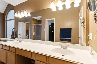 905 Forest Hollow Drive, Hurst, TX 76053 - Photo 21