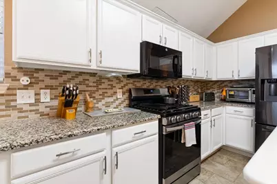 905 Forest Hollow Drive, Hurst, TX 76053 - Photo 15