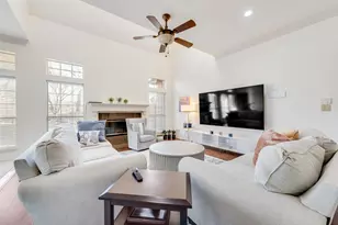 4601 Edge Creek Ln, Arlington, TX 76017 - Photo 15