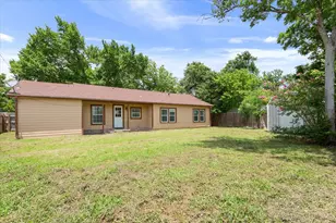 102 E Southland Ave, Marlin, TX 76661 - Photo 17
