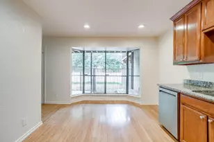 4422 Westdale Ct, Fort Worth, TX 76109 - Photo 7