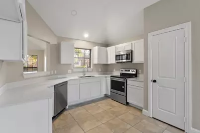 1129 Harvest Hill Lane, Lancaster, TX 75146 - Photo 11