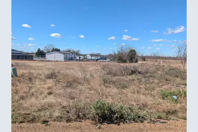 272 Victory Drive, Mabank, TX 74147 - Photo 1