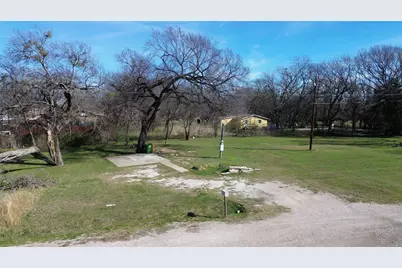 304 N Miller Avenue, Hubbard, TX 76648 - Photo 7