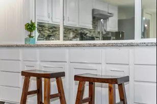 2213 Proctor Dr, Carrollton, TX 75007 - Photo 9