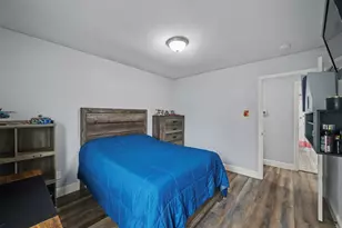 1204 Steinburg Ln, Fort Worth, TX 76134 - Photo 17