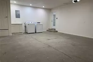 2500 Rolling Hills Dr, Greenville, TX 75402 - Photo 5