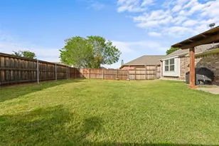 2717 Evening Mist Dr, Little Elm, TX 75068 - Photo 25