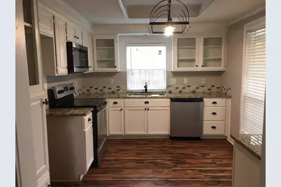 2124 Avignon Drive, Carrollton, TX 75007 - Photo 7