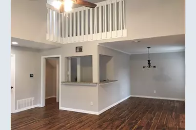 2124 Avignon Drive, Carrollton, TX 75007 - Photo 5