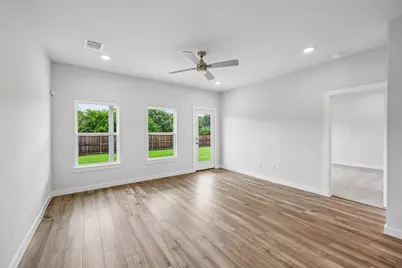 725 Vineyard Way, Forney, TX 75126 - Photo 5