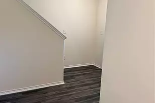 716 E 5th St, Bonham, TX 75418 - Photo 11