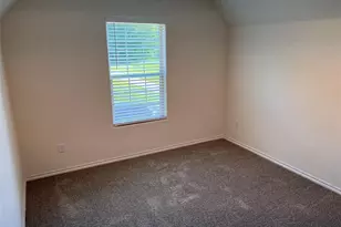 716 E 5th St, Bonham, TX 75418 - Photo 21