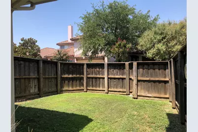 817 La Cima, Irving, TX 75039 - Photo 25