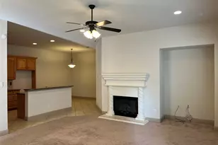 817 La Cima, Irving, TX 75039 - Photo 3