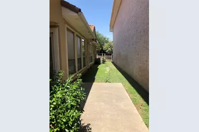 817 La Cima, Irving, TX 75039 - Photo 23
