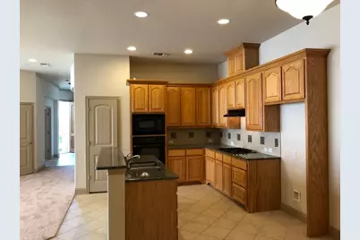 817 La Cima, Irving, TX 75039 - Photo 3