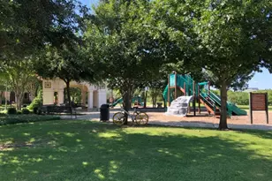 817 La Cima, Irving, TX 75039 - Photo 33