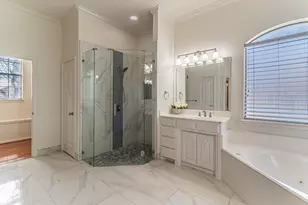 8949 Kingston Ct, North Richland Hills, TX 76182 - Photo 17