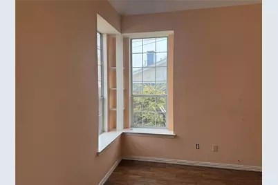 600 W Nash Street, Grapevine, TX 76051 - Photo 11