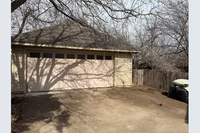 600 W Nash Street, Grapevine, TX 76051 - Photo 35