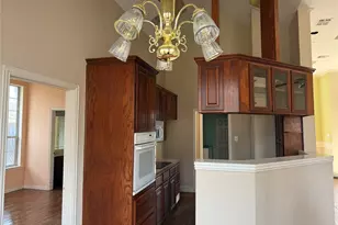 600 W Nash St, Grapevine, TX 76051 - Photo 9