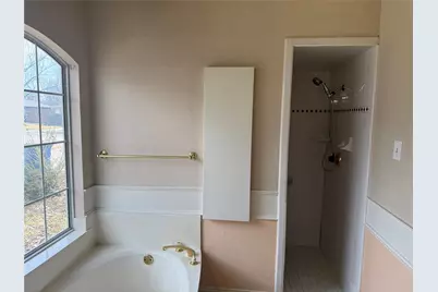 600 W Nash Street, Grapevine, TX 76051 - Photo 17