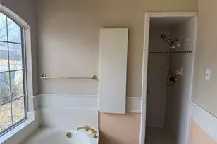 600 W Nash St, Grapevine, TX 76051 - Photo 17