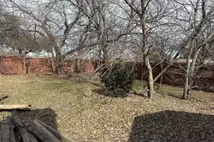 600 W Nash St, Grapevine, TX 76051 - Photo 37