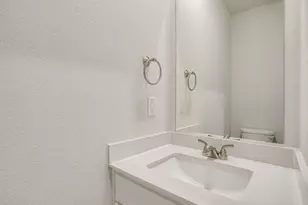 808 Homeplace Cir, Mansfield, TX 76063 - Photo 11