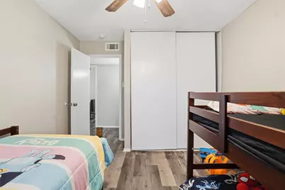 5544 Dunson Drive, Haltom City, TX 76148 - Photo 17