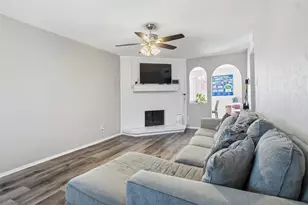 5544 Dunson Dr, Haltom City, TX 76148 - Photo 3