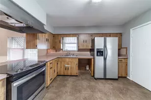 2605 San Medina Ave, Dallas, TX 75228 - Photo 17