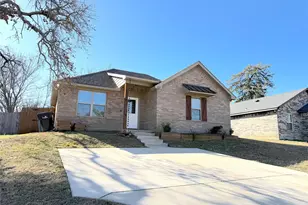 1108 W Day St, Denison, TX 75020 - Photo 3