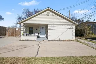 3817 E 1st St, Fort Worth, TX 76111 - Photo 3