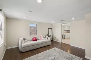 3817 E 1st St, Fort Worth, TX 76111 - Photo 7