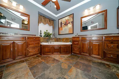 4821 Gloucester Drive, Grand Prairie, TX 75052 - Photo 25