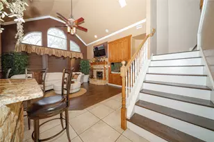 4821 Gloucester Dr, Grand Prairie, TX 75052 - Photo 9