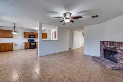 8402 Olivia Meadow Drive, Arlington, TX 76002 - Photo 3