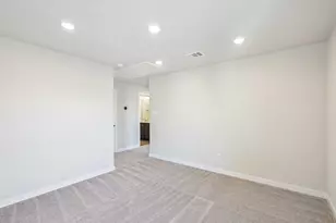 450 Suffolk Dr, Ferris, TX 75125 - Photo 23