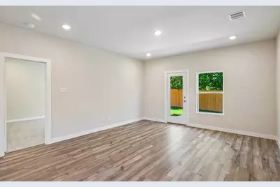 [Address not provided], Ferris, TX 75125 - Photo 7