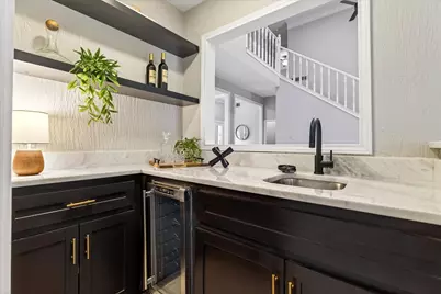 1401 Glastonbury Drive, Plano, TX 75075 - Photo 17