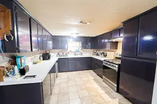 1318 W 2nd St, Breckenridge, TX 76424 - Photo 5