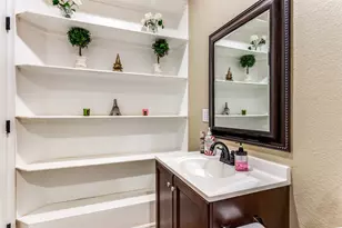 10001 County Rd 519, Burleson, TX 76028 - Photo 19