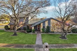 840 Ridge Dr, Bedford, TX 76021 - Photo 1