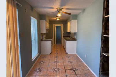 2414 March Lane, Grand Prairie, TX 75050 - Photo 5