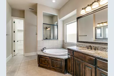 123 Alto Vista Drive, Irving, TX 75062 - Photo 21