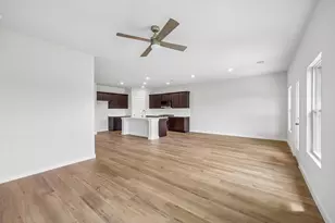 904 Wattle Ln, Alvarado, TX 76009 - Photo 5